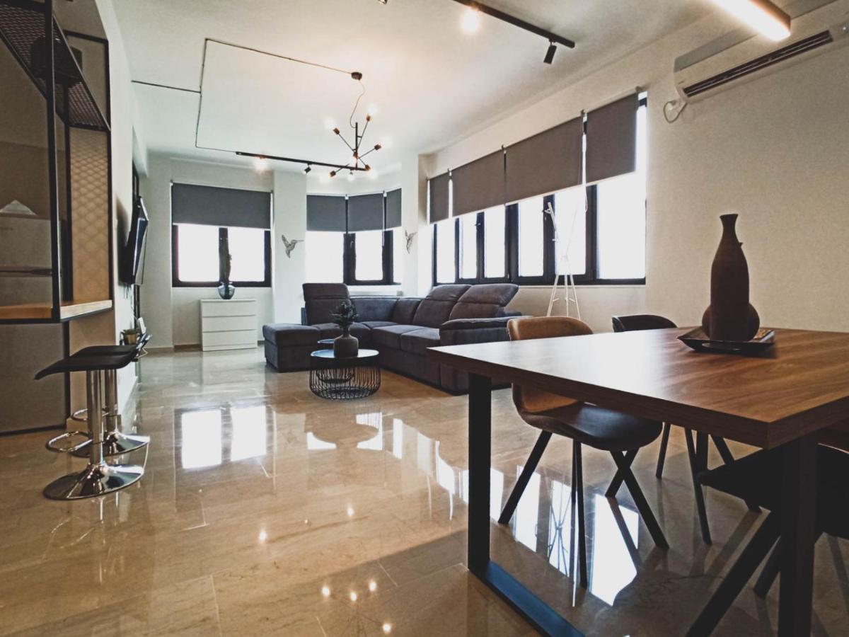 Sunlight - Volos City Center Spacious Modern Apartments エクステリア 写真