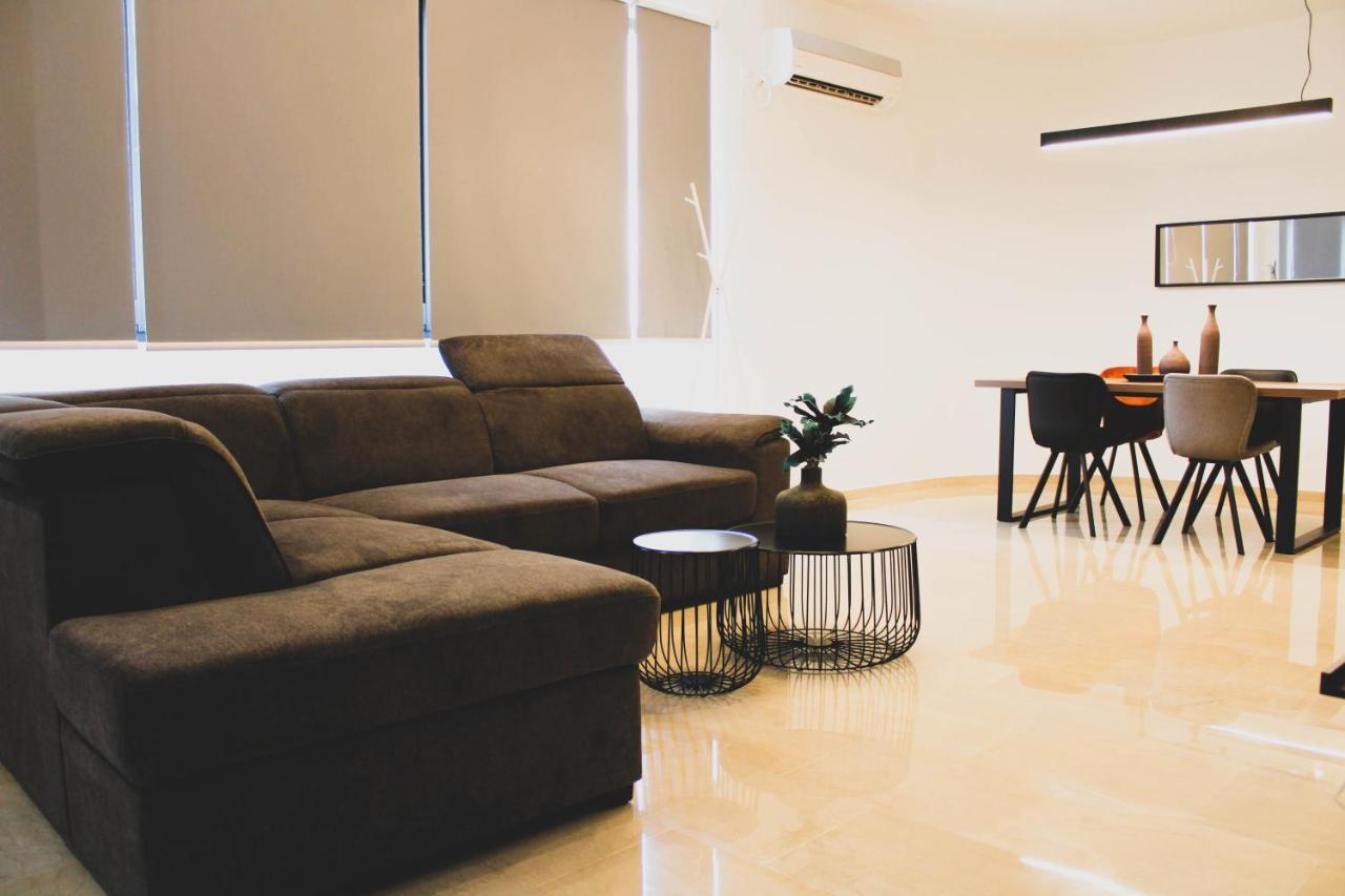 Sunlight - Volos City Center Spacious Modern Apartments エクステリア 写真